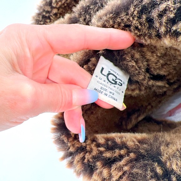 UGG Classic Tall Metallic Boots Brown Gold Bronze SN 5823 Women's Size W8 - Picture 9 of 15